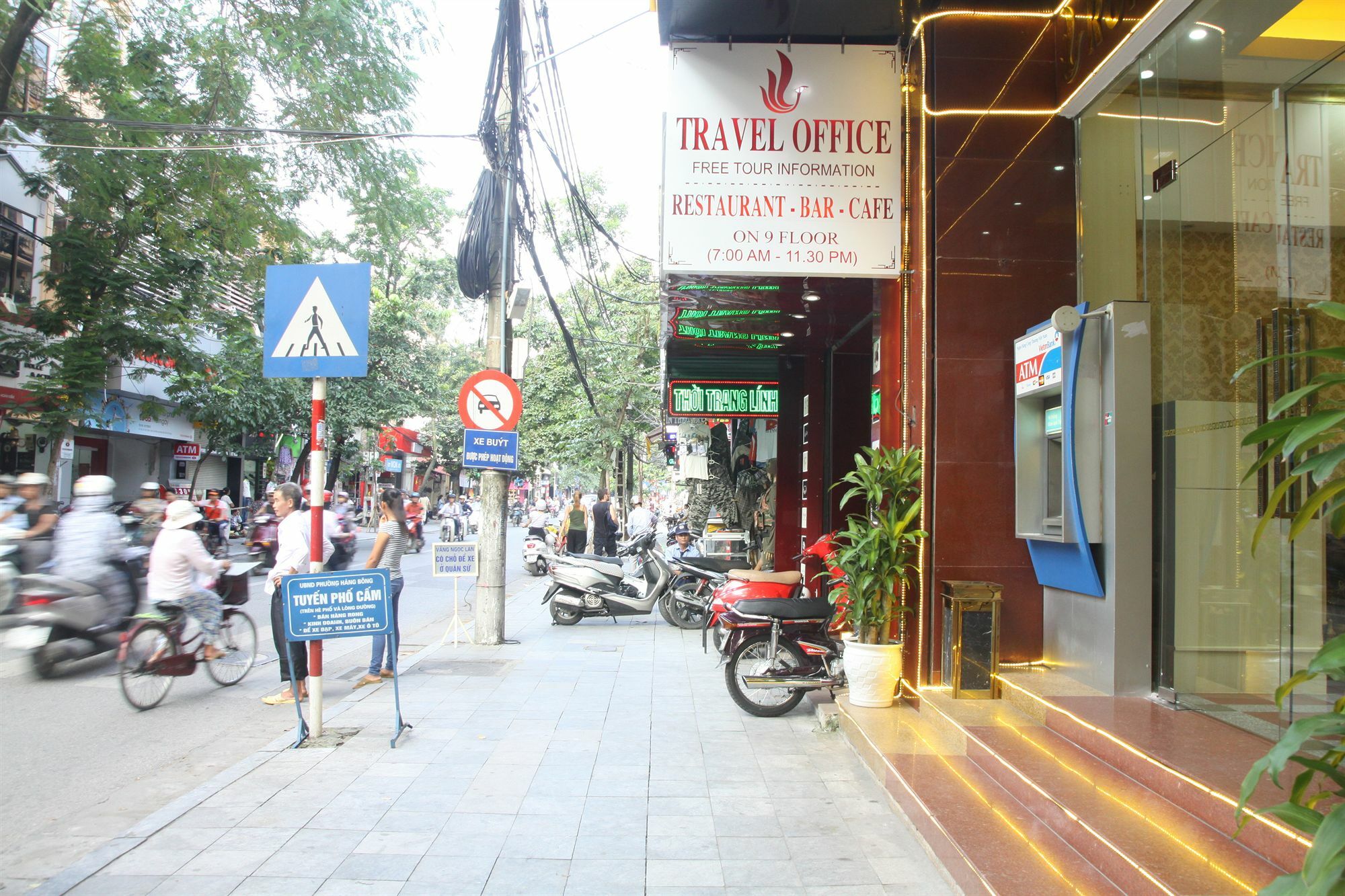 Hanoi Royal Palace Hotel 2 Buitenkant foto